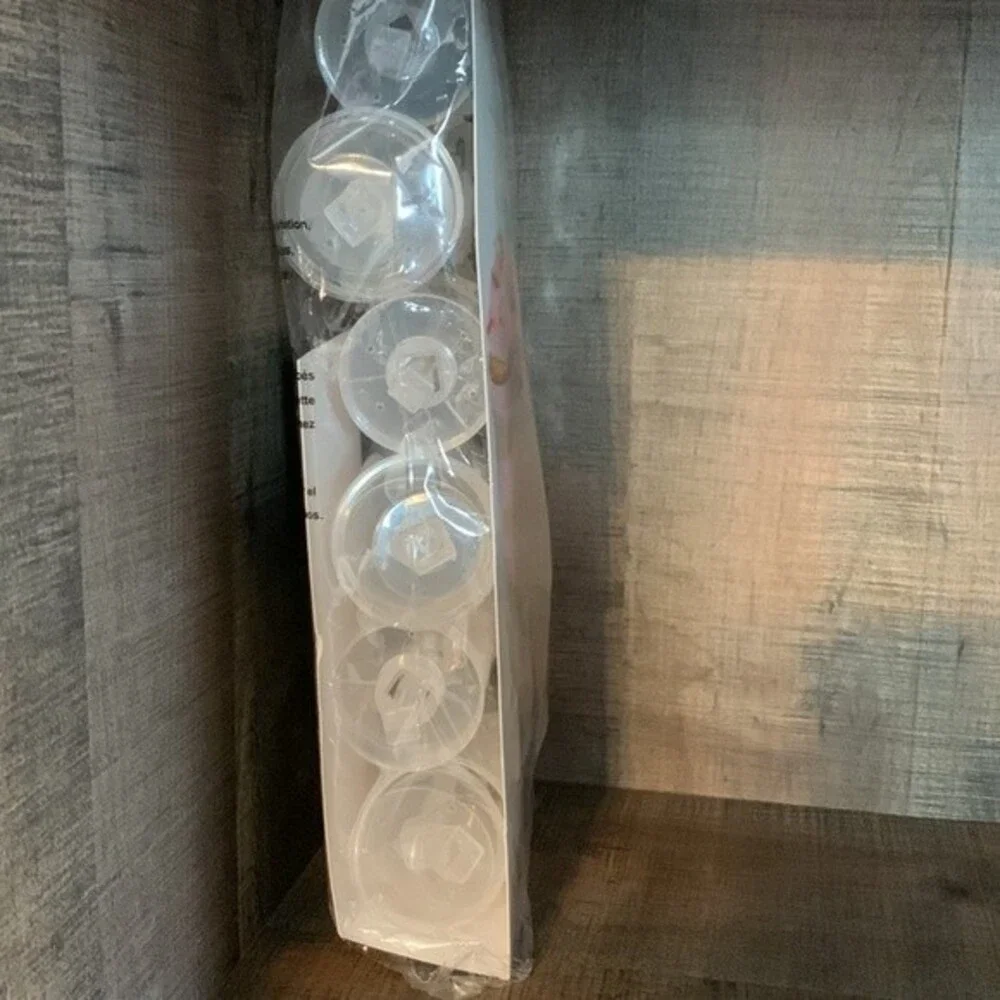 WILTON ••NEW IN PKG•• Treat‎ pops- reusable-Clear